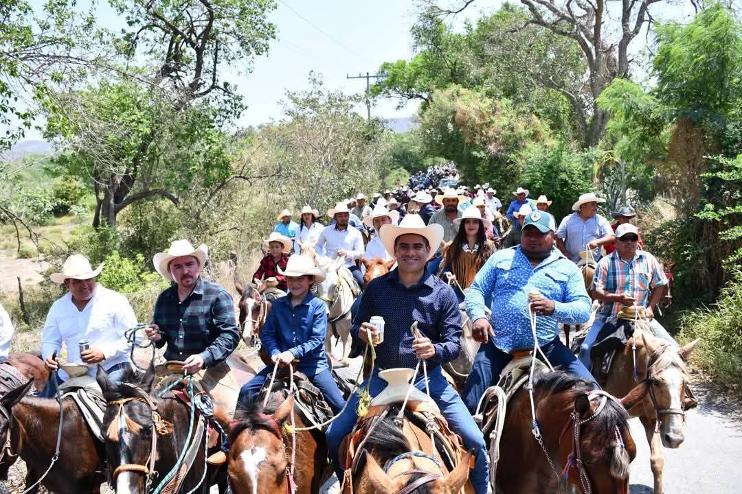ENCABEZA MOISES BORJON OLVERA, LOS FESTEJOS DEL 99 ANIVERSARIO DE LA FUNDACION DE ZARAGOZA
