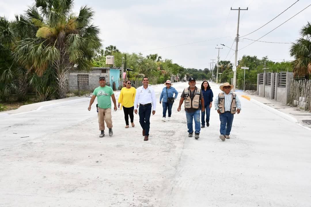 MOISES BORJON OLVERA CONFIRMA SU AMOR POR LLERA.