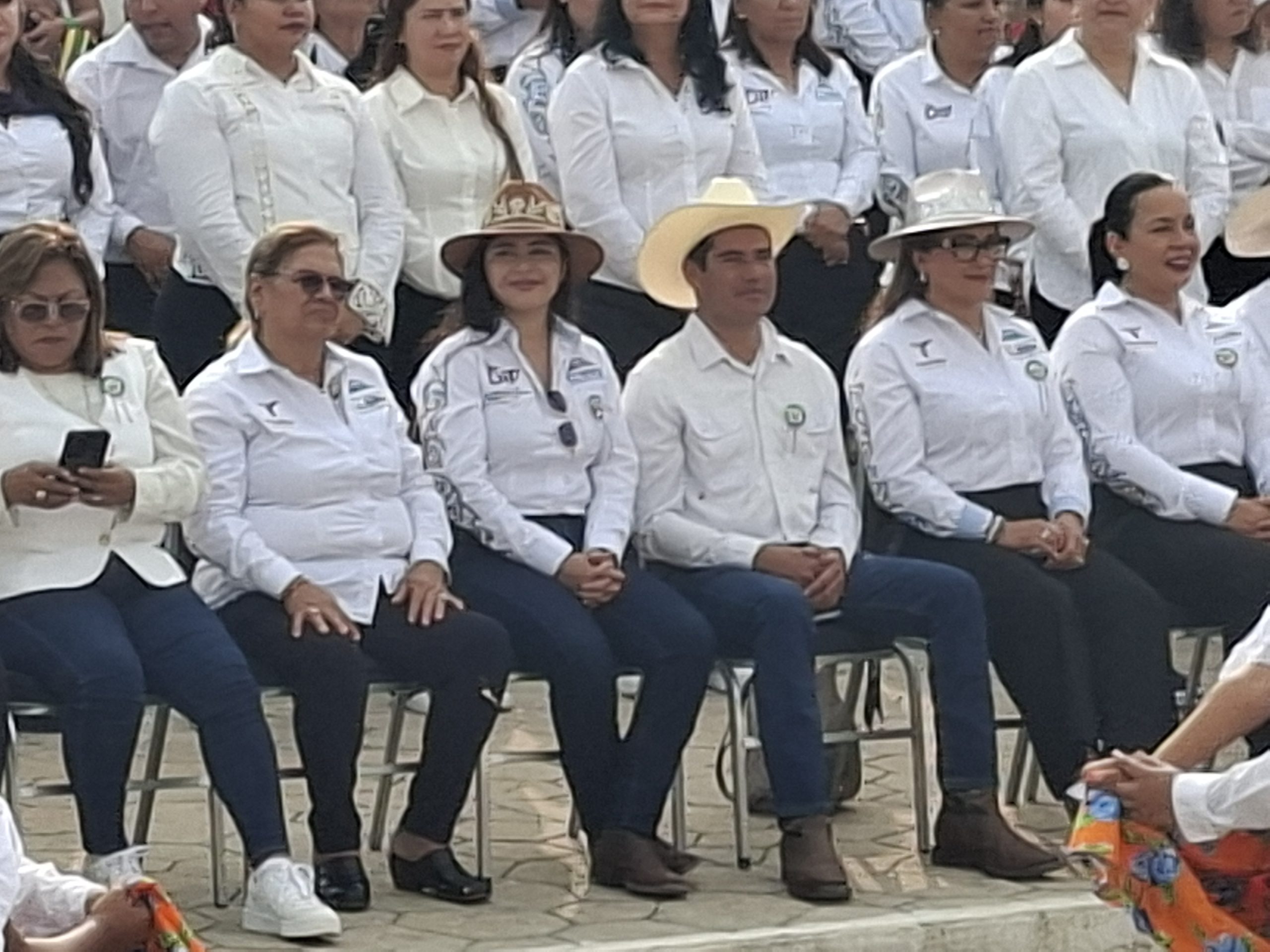 Conmemora Llera, un aniversario mas de la Revolucion Mexicana.