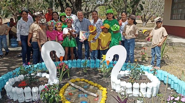 La primavera se adelantó en el ejido Sabinas con la actividad “Primavera de Aprendizaje” de la escuela primaria Pedro J. Méndez
