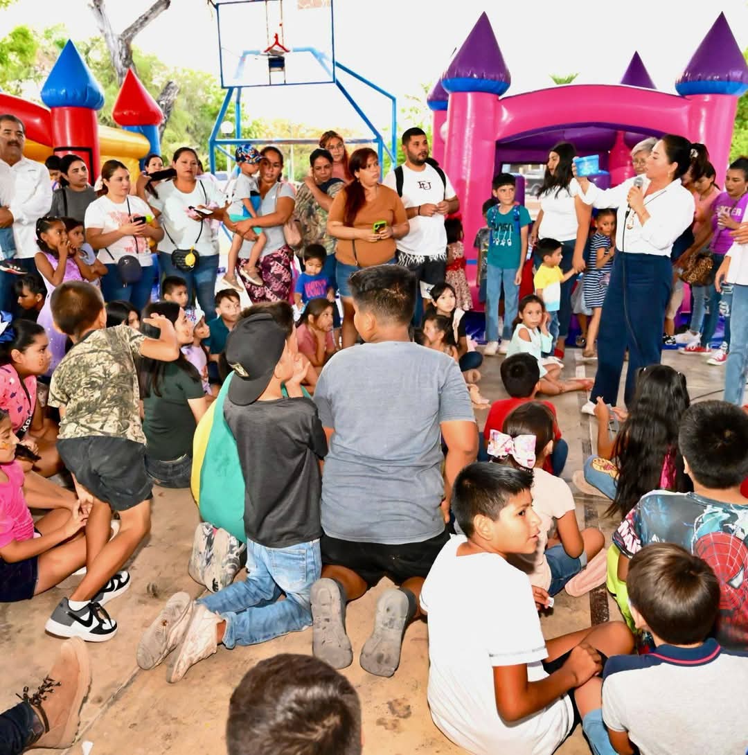 MARIELA LOPEZ SOSA, CELEBRA EN XICOTENCATL, WL DIA DEL NIÑO.