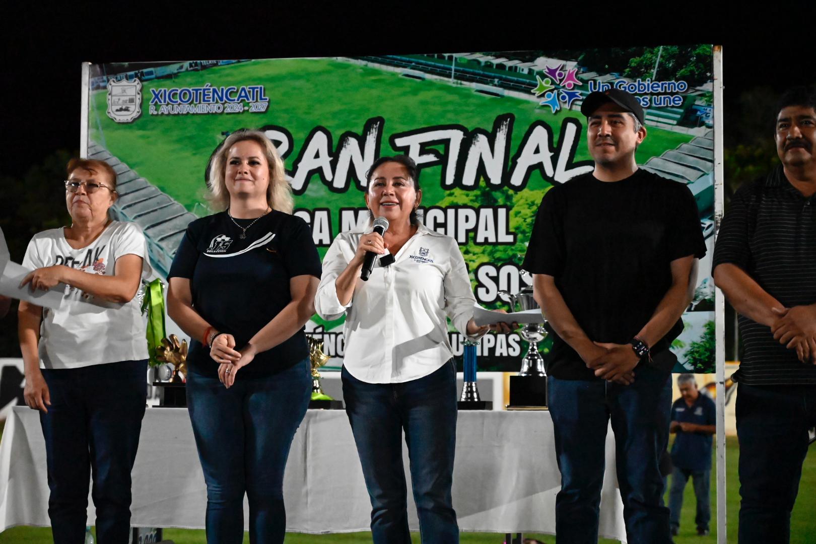 Se vive la gran final del Torneo Escolar Infantil “Mariela López Sosa” en Xicoténcatl