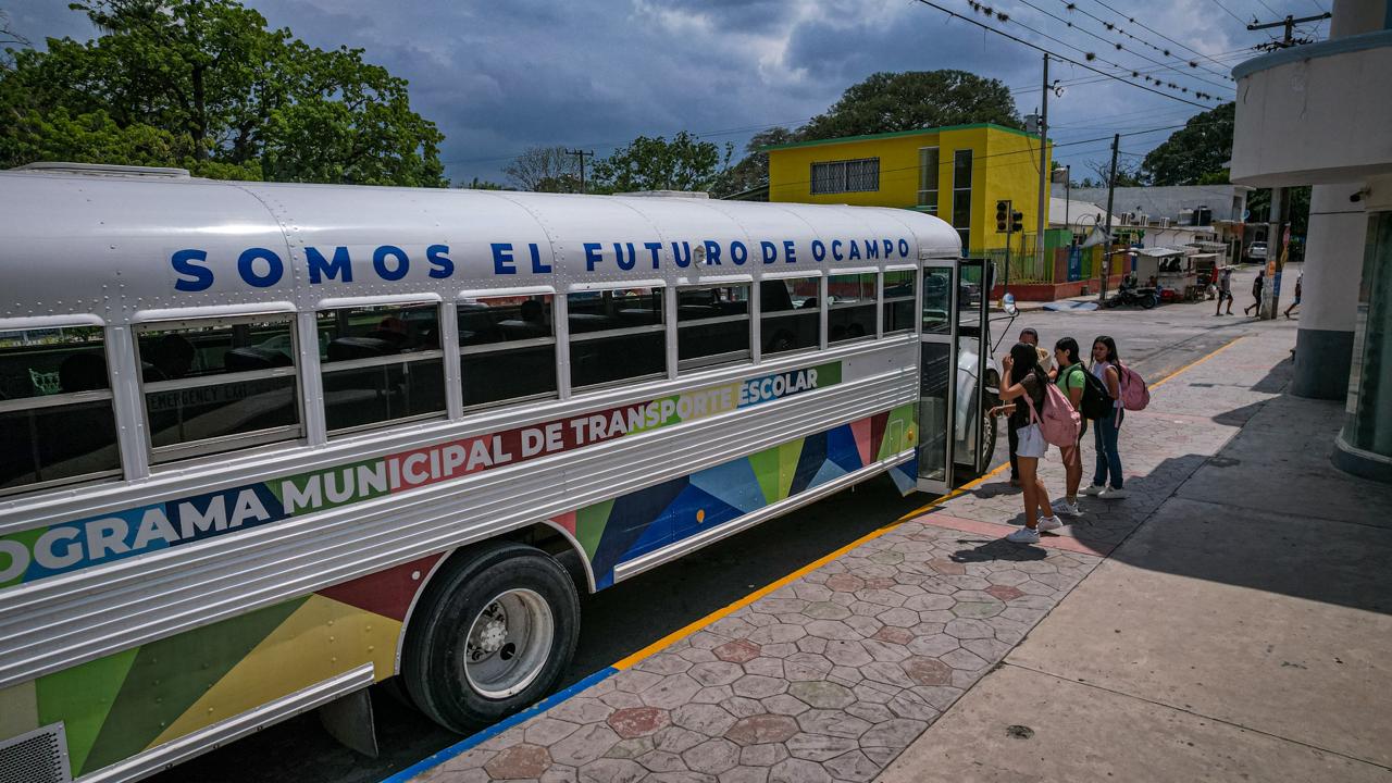 ¡En Ocampo, la educación se apoya con hechos! confirma el alcalde  Melchor Budarth Báez.