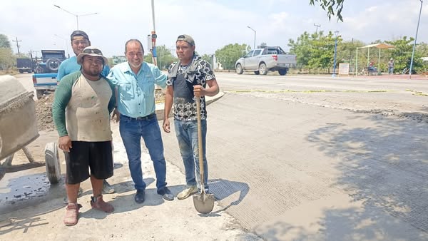 LOGRA FRANK DE LEON AVILA, DARLE NUEVA IMAGEN AL POBLADO LOMA ALTA.