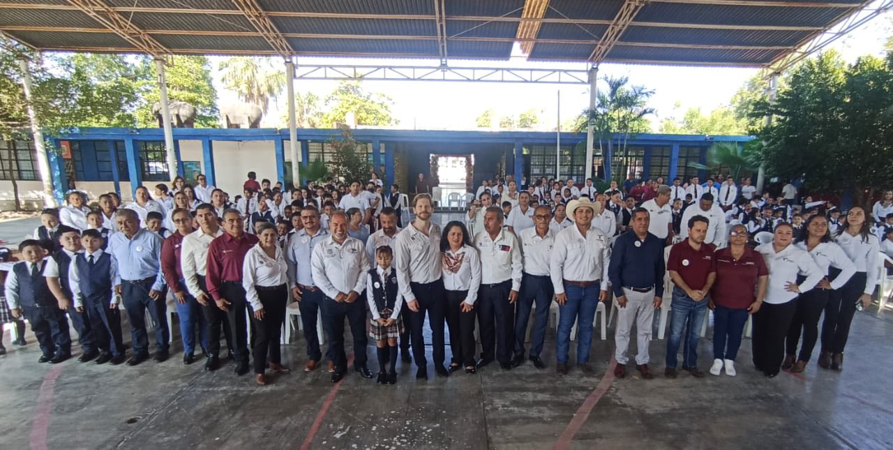 ¡Mucho éxito a todos los estudiantes que iniciaron este nuevo ciclo escolar!