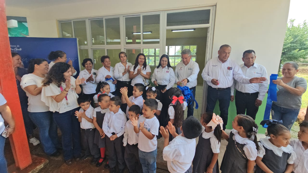 ENTREGANDO OBRAS, MELCHOR BUDARTH BAEZ, LLEGA HOY A DAR SU PRIMER INFORME DE GOBIERNO MUNICIPAL.