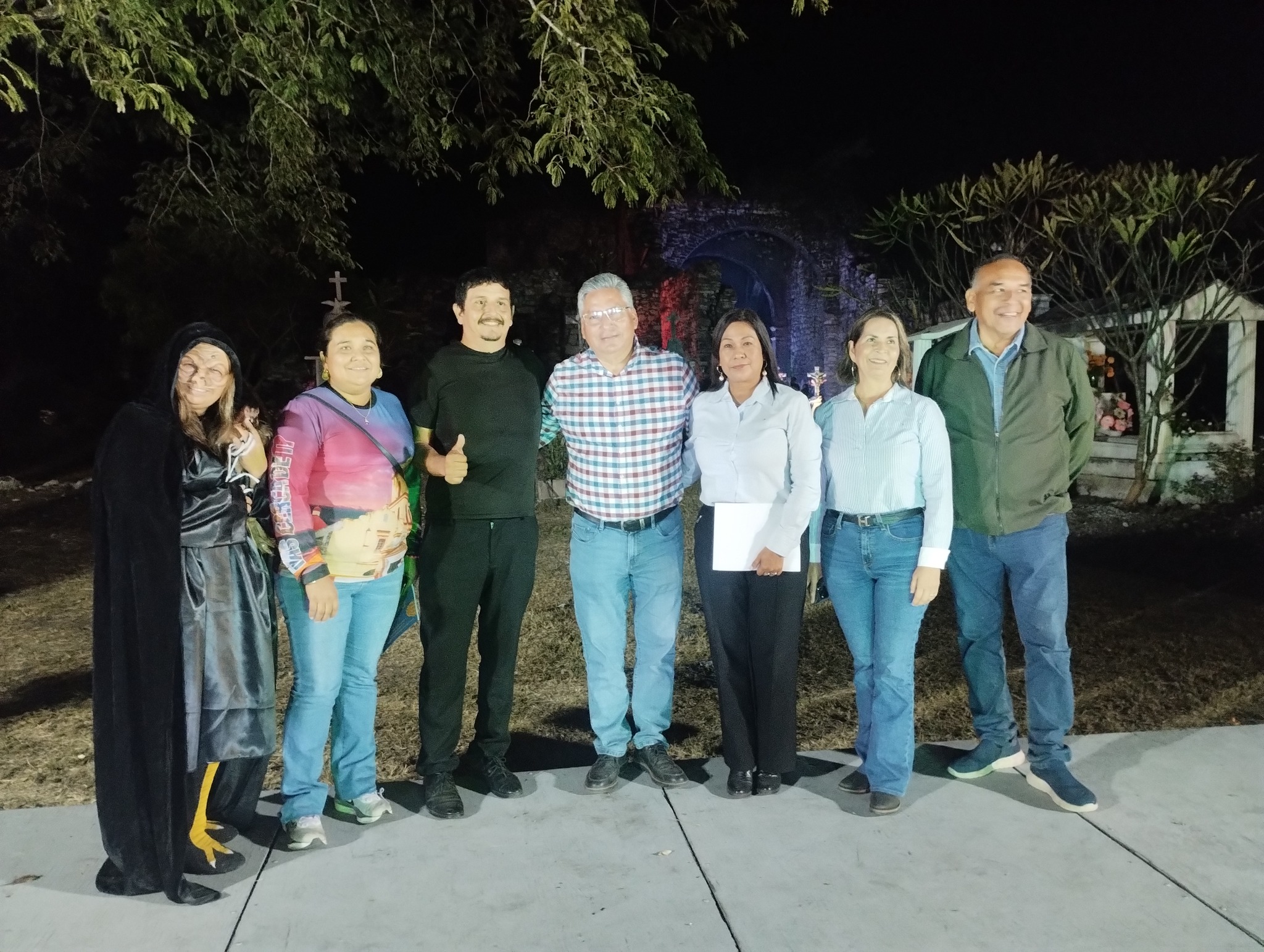 ENCABEZA MELCHOR BUDARTH BAEZ, TRIBUTO A LA MEMORIA DE SUS ANTEPASOS EN OCAMPO.