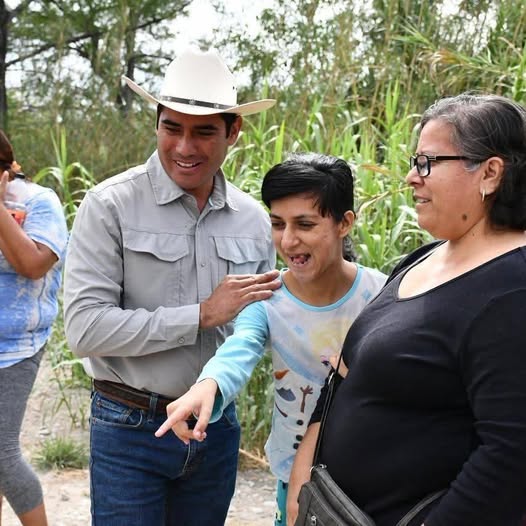 EXHORTA MOISES BORJON OLVERA, A UNIR ESFUERZOS PARA TRANSFORMAR A LLERA.