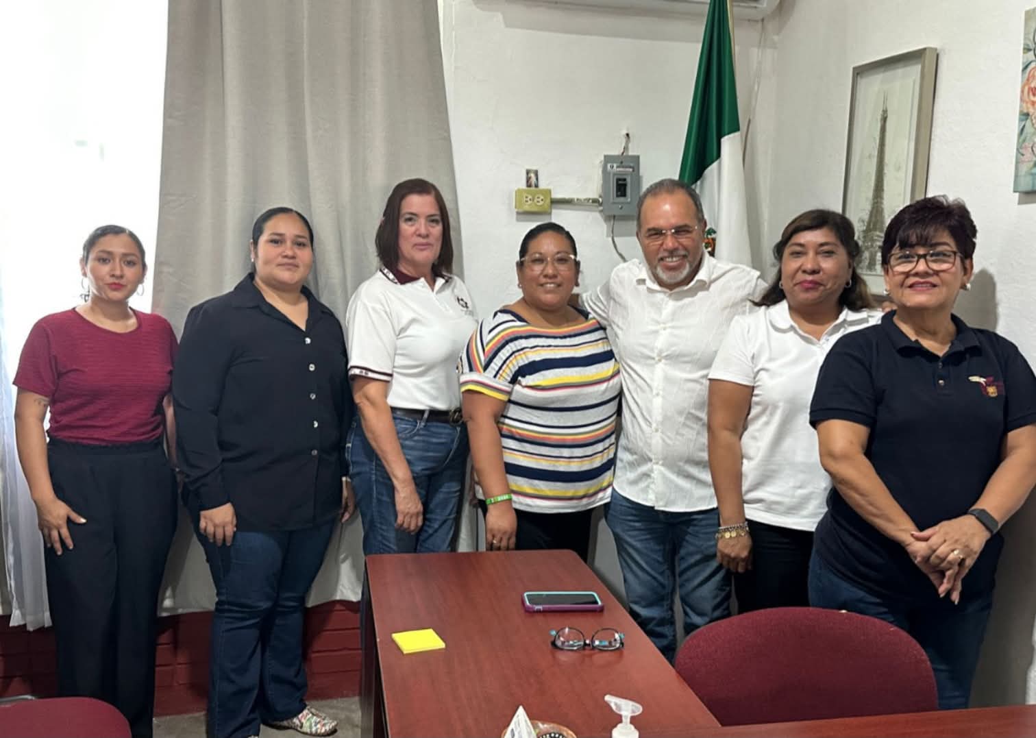 LA EDUCACION EN GOMEZ FARIAS, ES PRIORITARIA AFIRMA FRANK DE LEON AVILA.